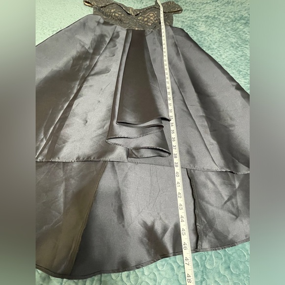 RM Richards Gown Sz 8P Dress Gray Lace Sequins Bow Hi-Low V-Neck Looks New! - Picture 8 of 11